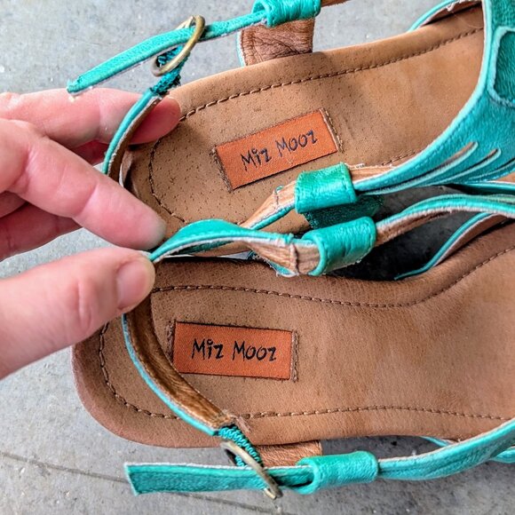 Miz Mooz Hilary Green Leather Peep Toe Wooden Block Heel Sandals size 9 - Picture 5 of 10